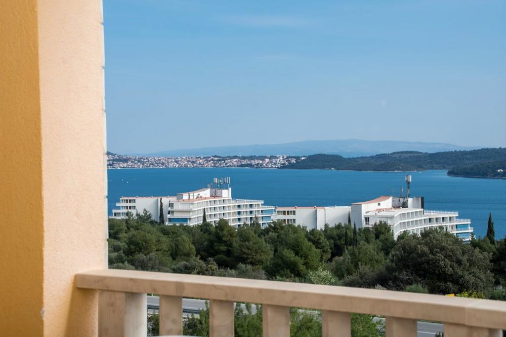 Apartments Meri Seget Vranjica Eksteriør billede