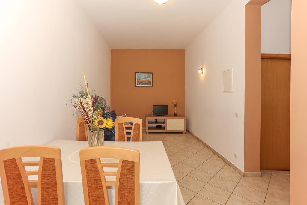 Apartments Meri Seget Vranjica Eksteriør billede